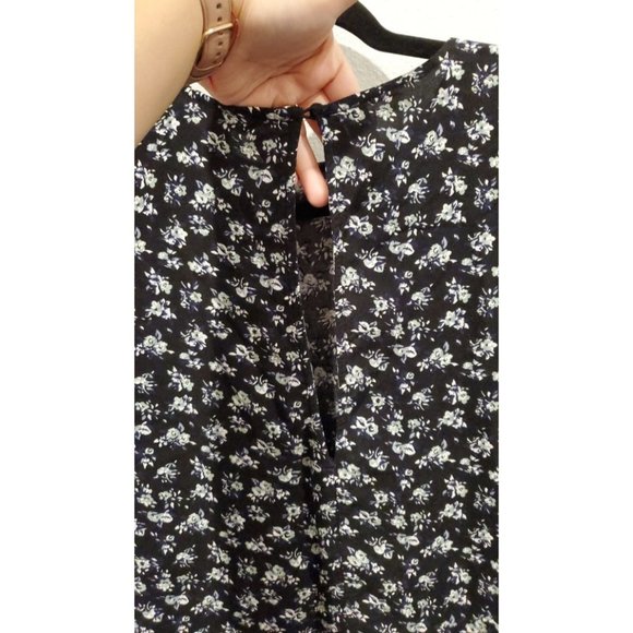H&M White Flowers Black Mini Dress - Picture 4 of 4